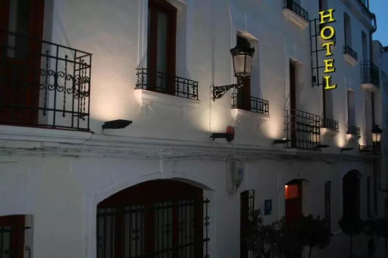 هتل Castilla