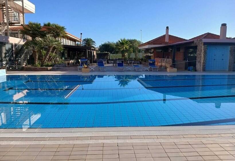 בית מלון כפרי Green Sporting Club