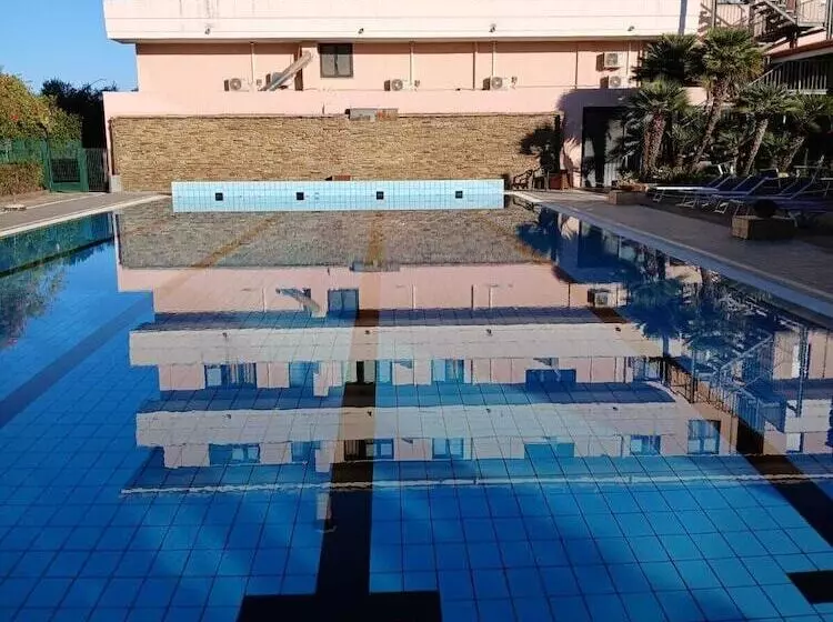 فندق Green Sporting Club