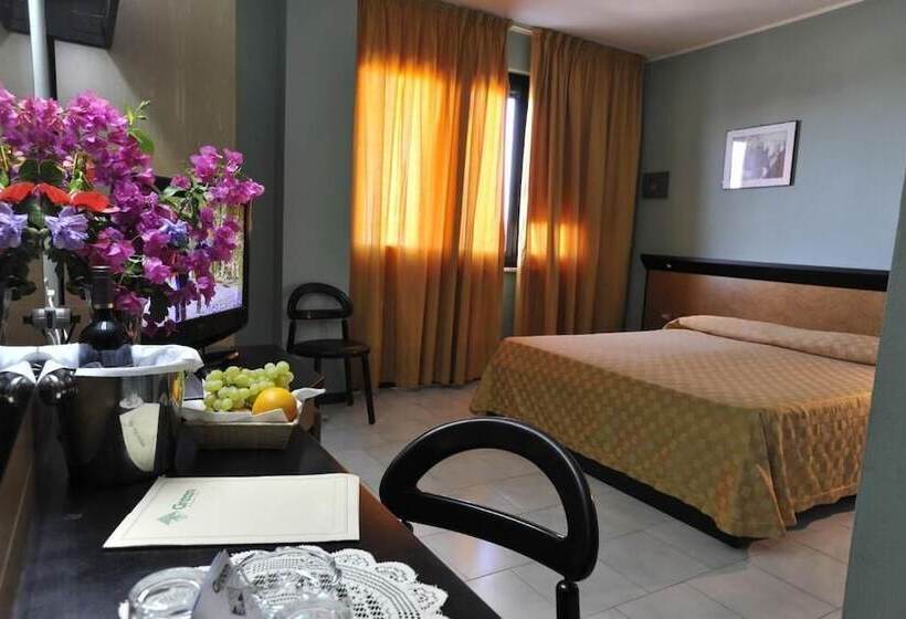 בית מלון כפרי Green Sporting Club