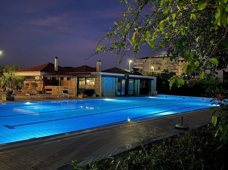 בית מלון כפרי Green Sporting Club