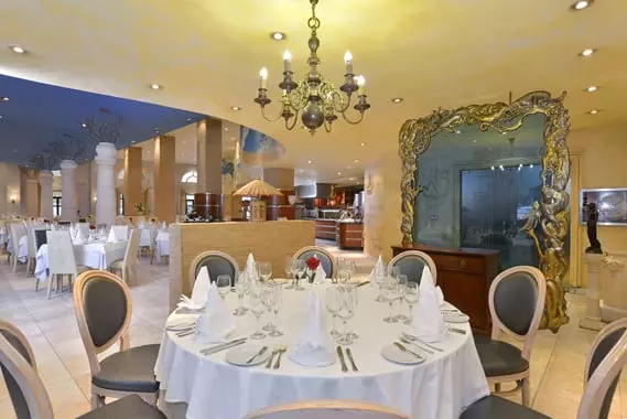 هتل Iberostar Parque Central