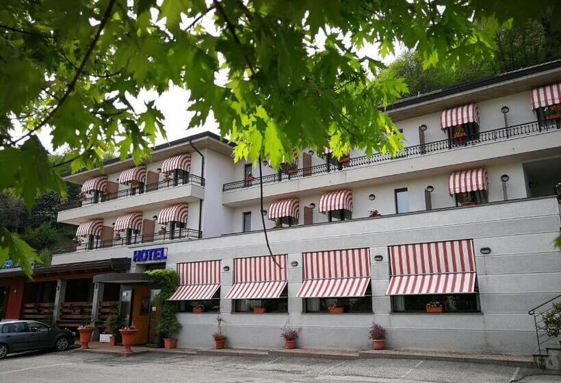 酒店 Lo Scoiattolo