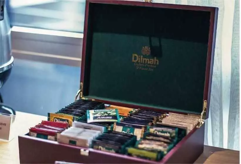 هتل Maran Suites & Towers