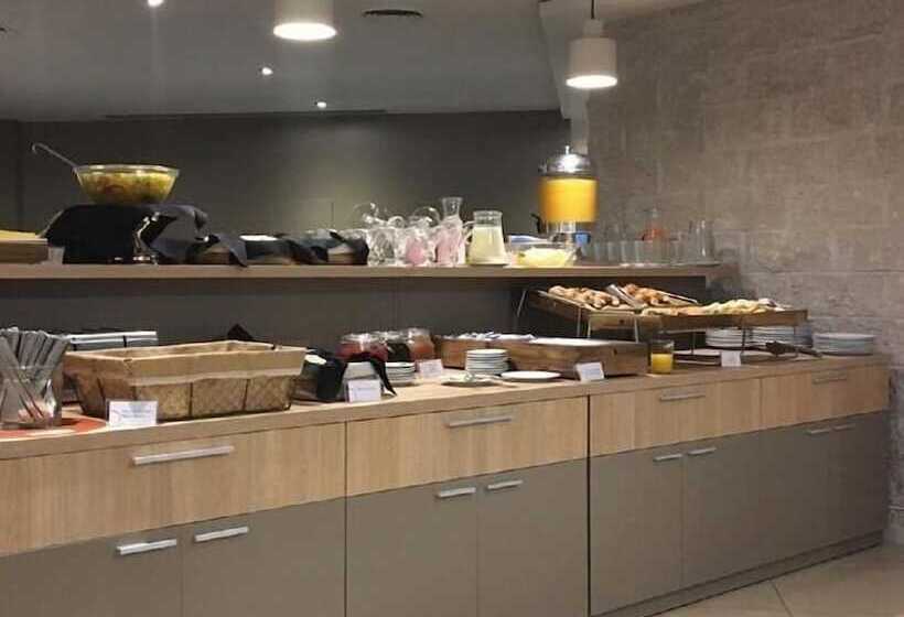 Hotel Maran Suites & Towers