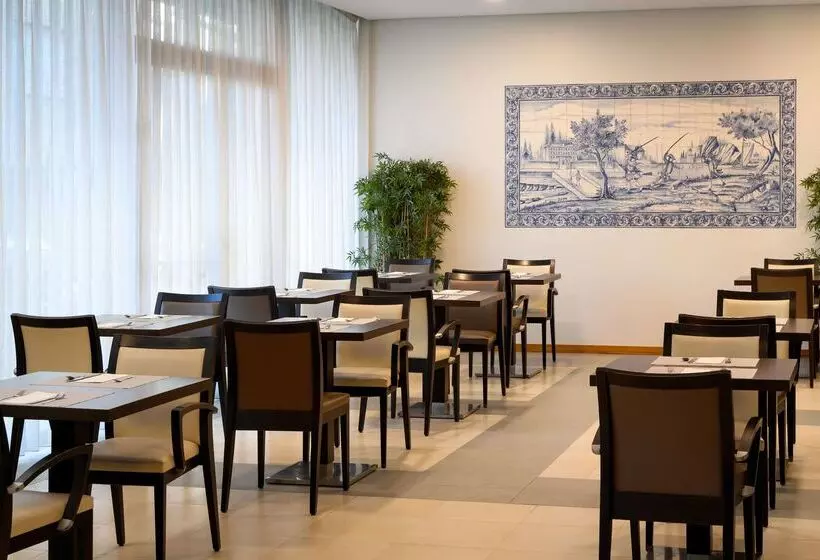 هتل Tryp By Wyndham Porto Centro