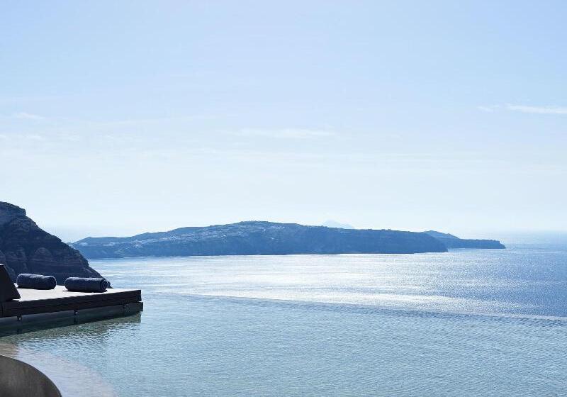 Lilium Hotel Santorini