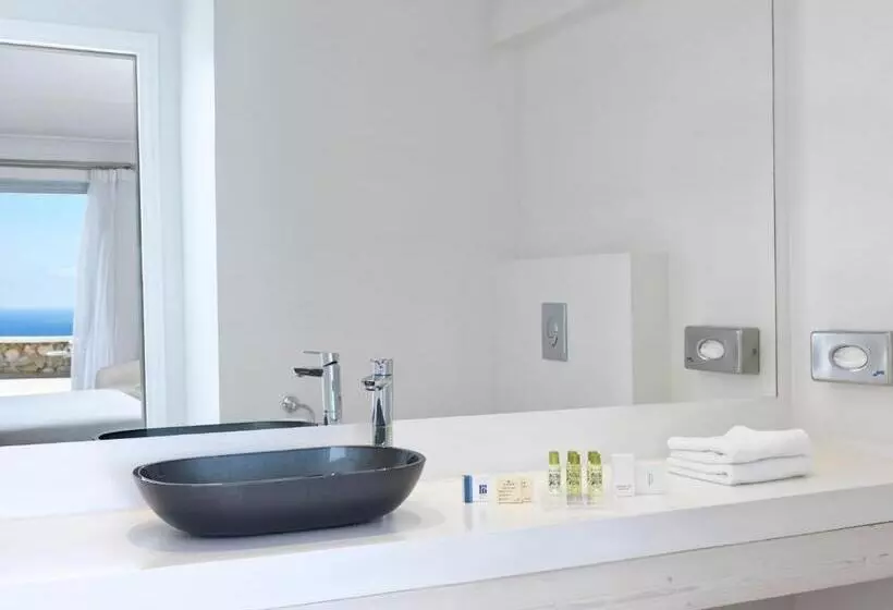 Lilium Hotel Santorini