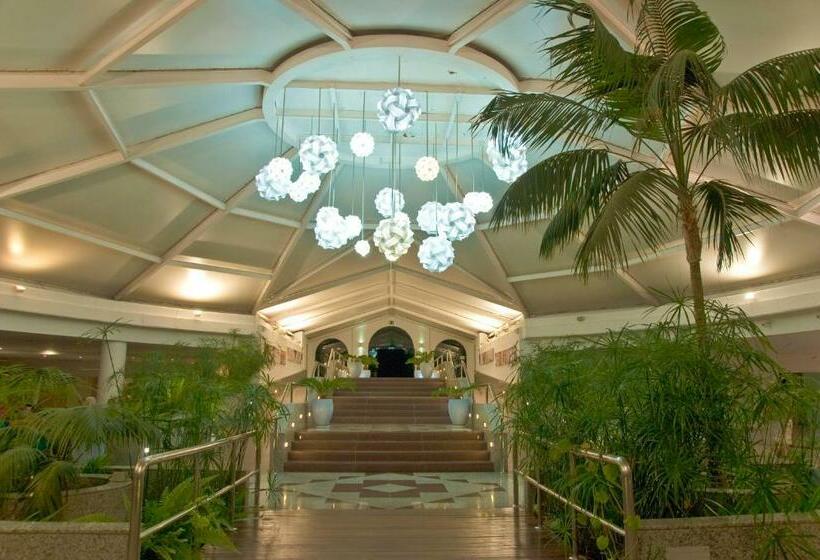 Relaxia Lanzasur Club Aqualava Water Park