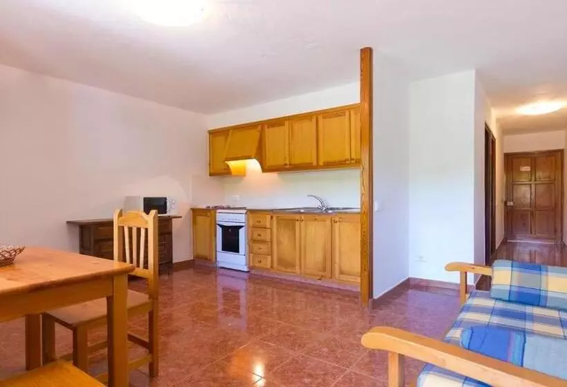 Apartamentos Sol Y Mar Menorca