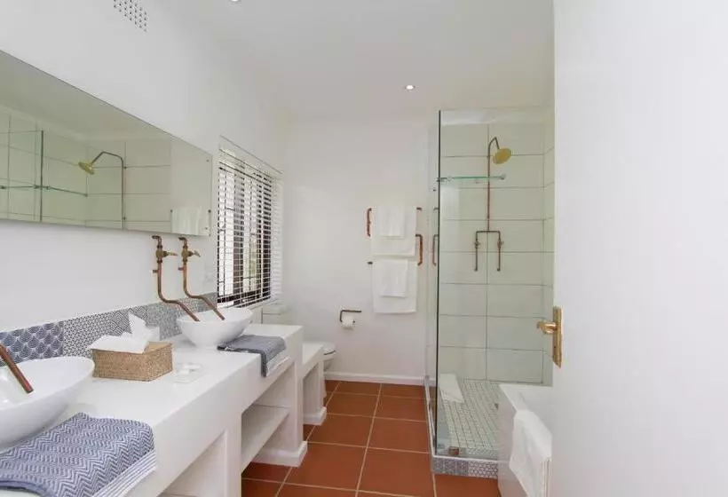 ペンション Long Story Guest House