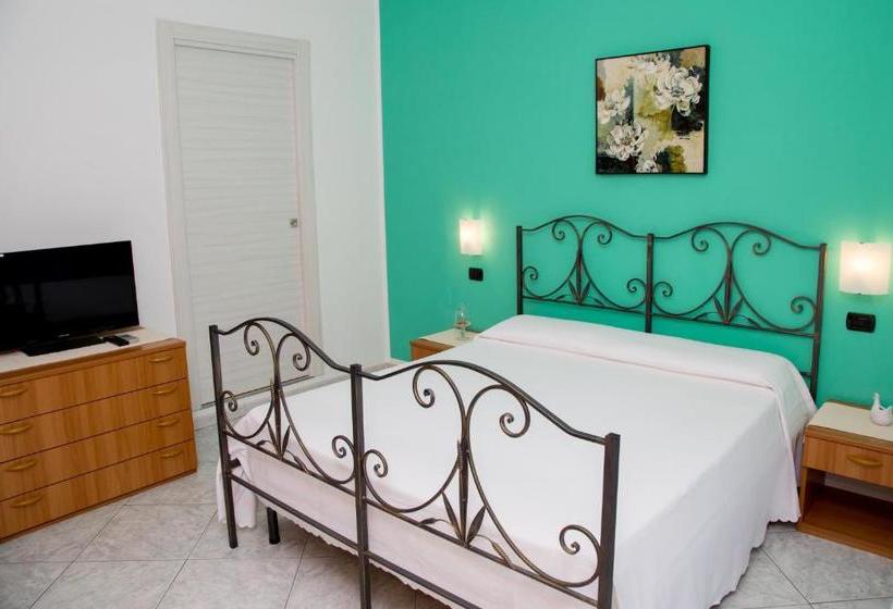 بنسيون Solelunamare Guest House