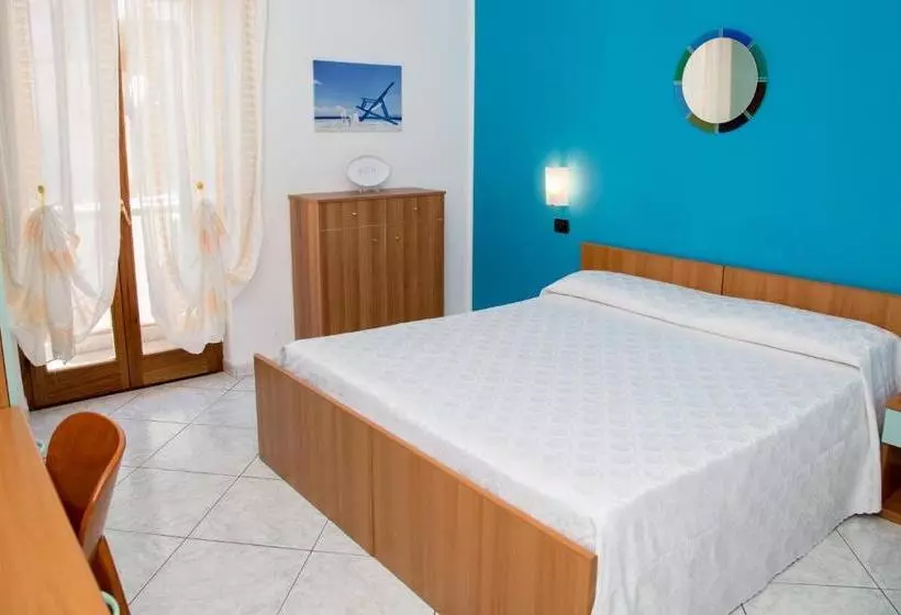 پانسیون Solelunamare Guest House