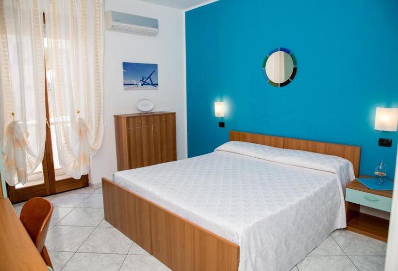 ペンション Solelunamare Guest House