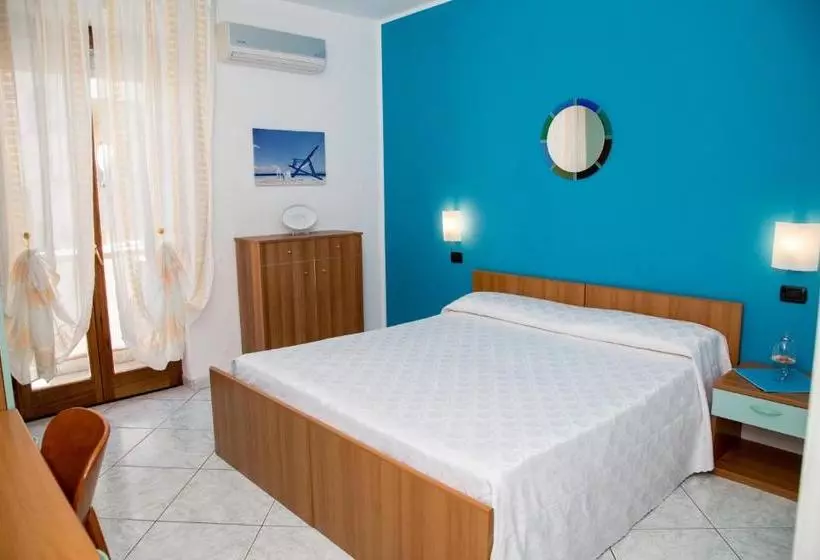 پانسیون Solelunamare Guest House