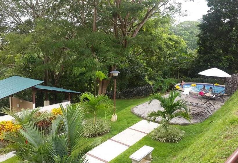 Villa Privada Con Jacuzzi Herradura Jaco