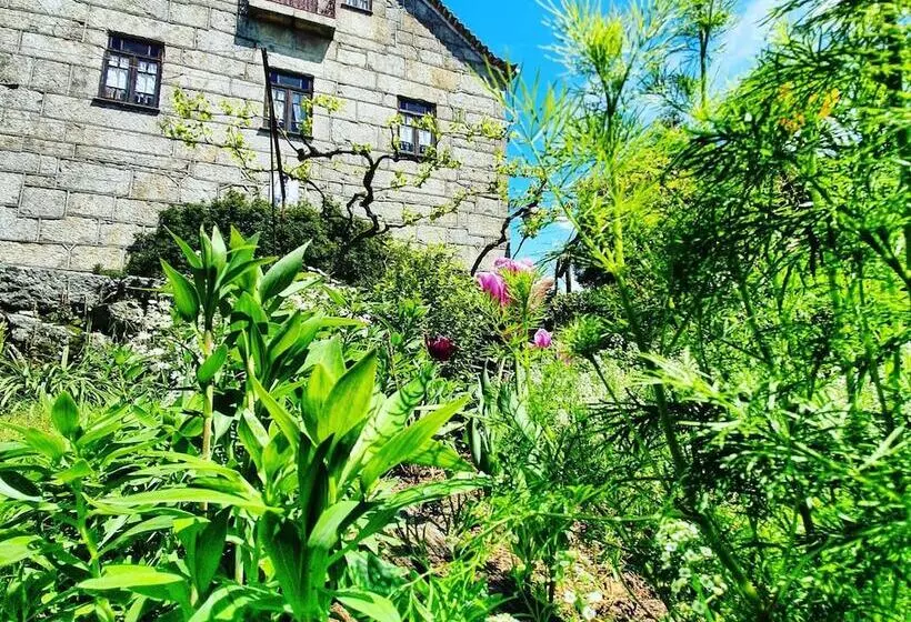 Casa Do Fundo  Sustainable & Ecotourism