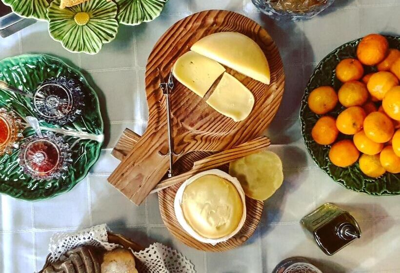 Casa Do Fundo  Sustainable & Ecotourism