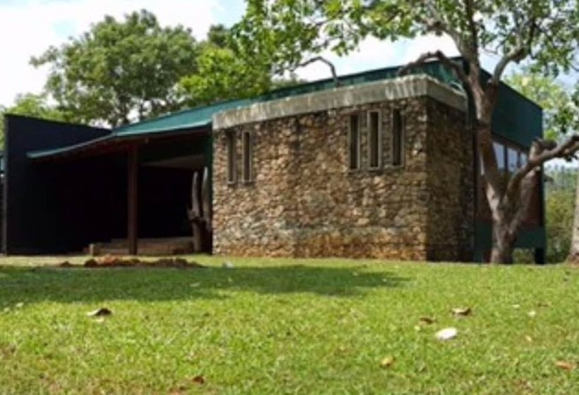 Отель Birds Park Polgahawela