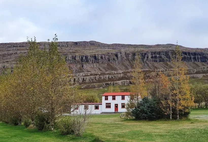 هتل Fossardalur Guesthouse