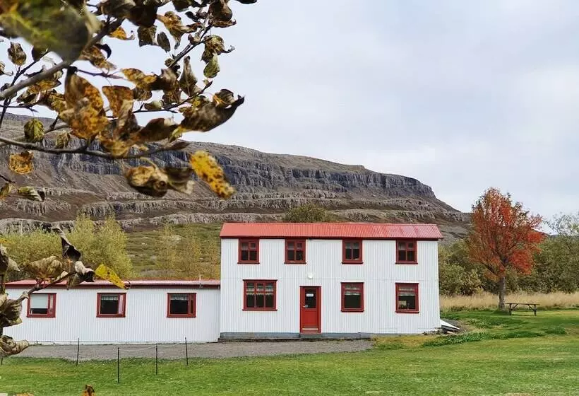 هتل Fossardalur Guesthouse