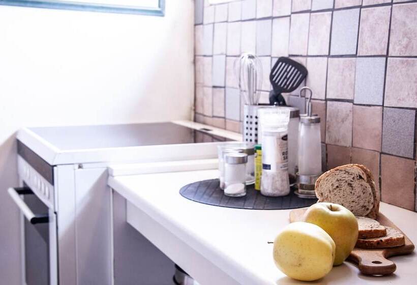 هتل Fossardalur Guesthouse