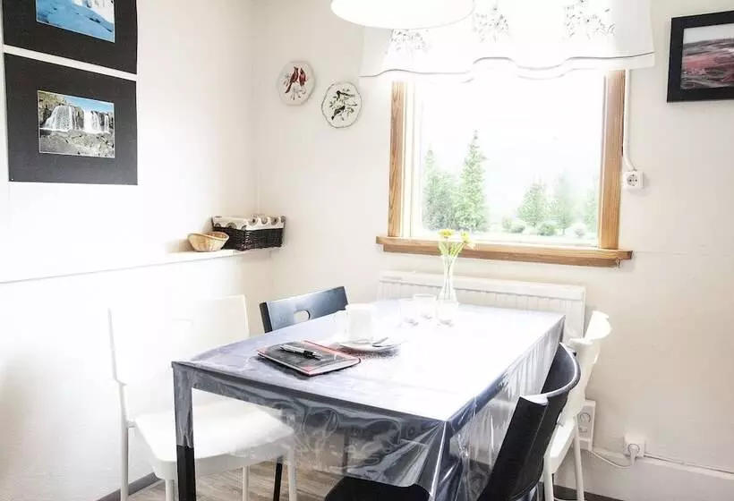 هتل Fossardalur Guesthouse