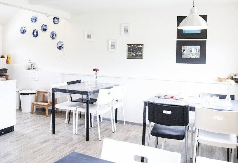 هتل Fossardalur Guesthouse