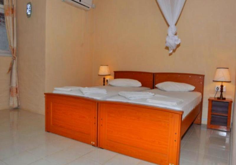 ホテル French Garden Tourist Rest