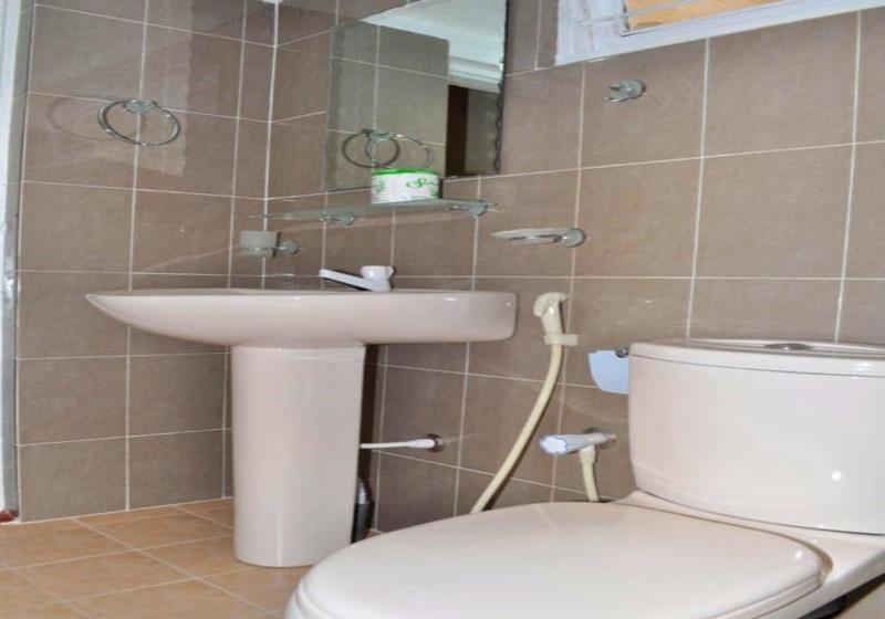 ホテル French Garden Tourist Rest