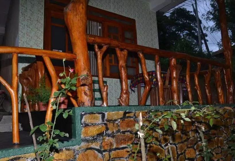 ホテル Pine Village Home Stay