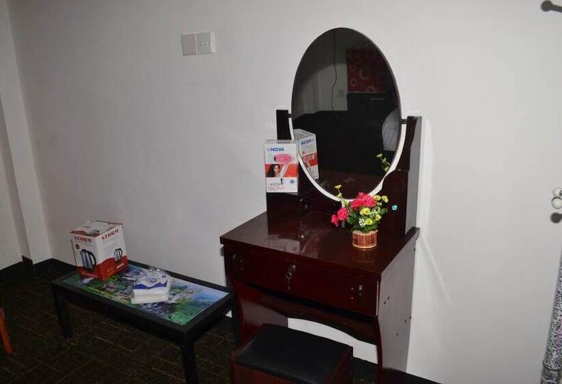 ホテル Pine Village Home Stay