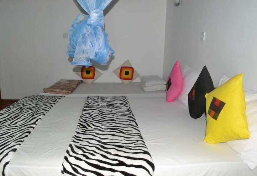 ホテル Pine Village Home Stay