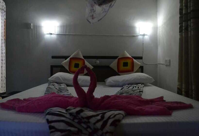 ホテル Pine Village Home Stay