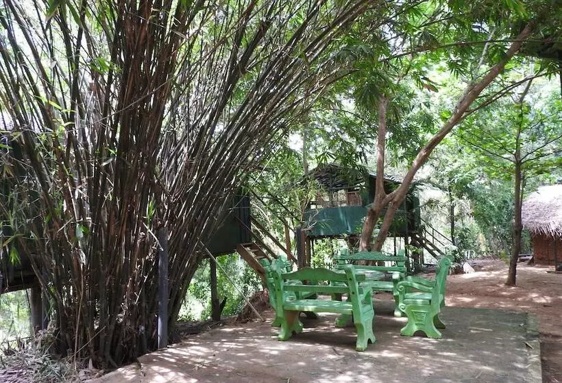 Hotelli River Side Cabana