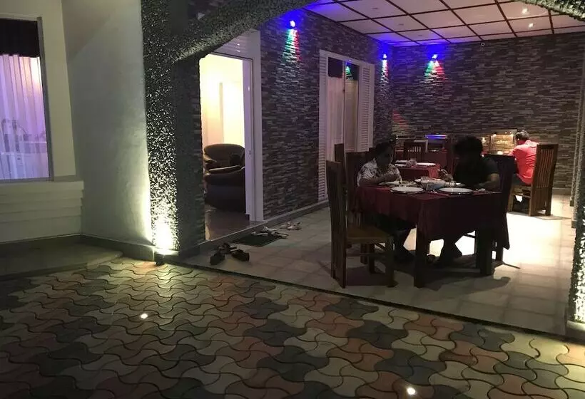 ホテル Villaflorence