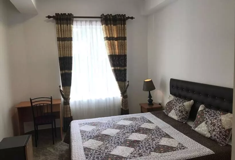 ホテル Villaflorence