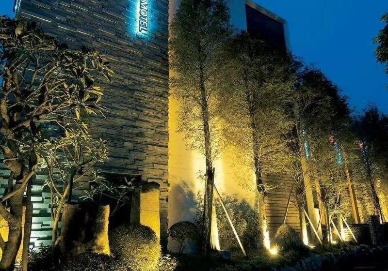 Orient Luxury Villa Motel