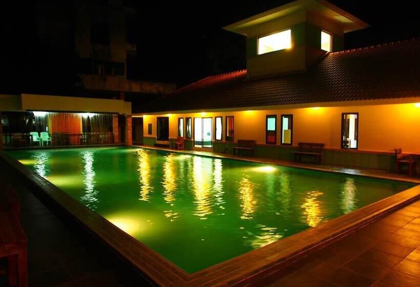 فندق Baansuan Aiyara