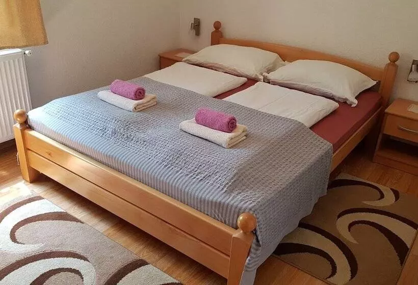 Hotelli St George B&b