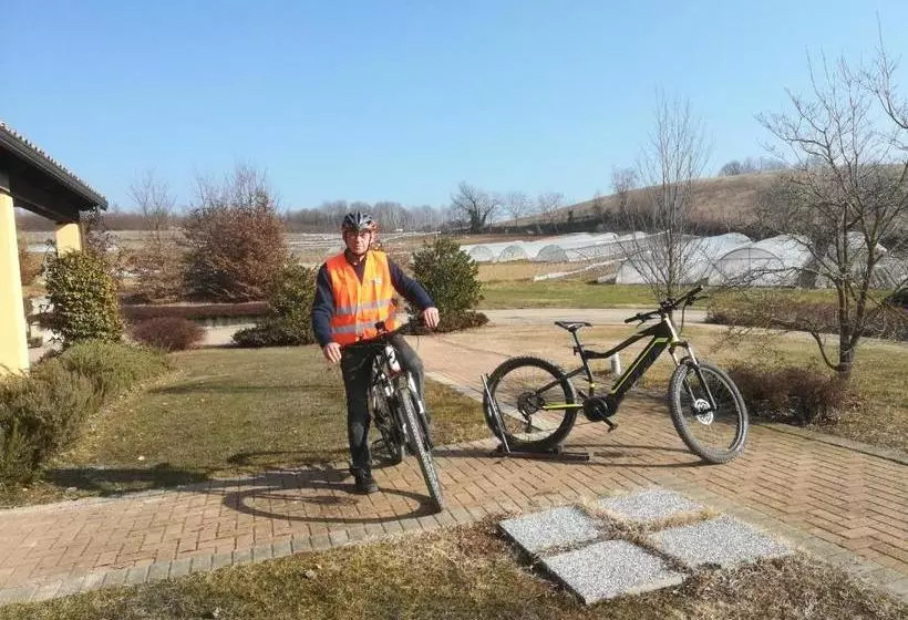 Hotelli B&b La Frola