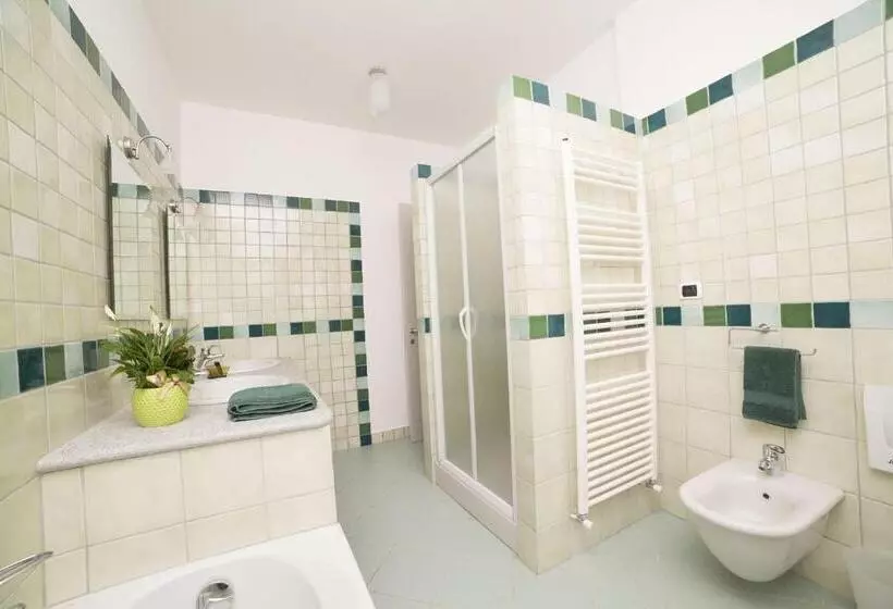 Hotelli B&b La Frola