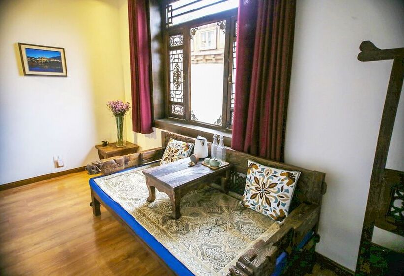 فندق Energy Healing Space Inn