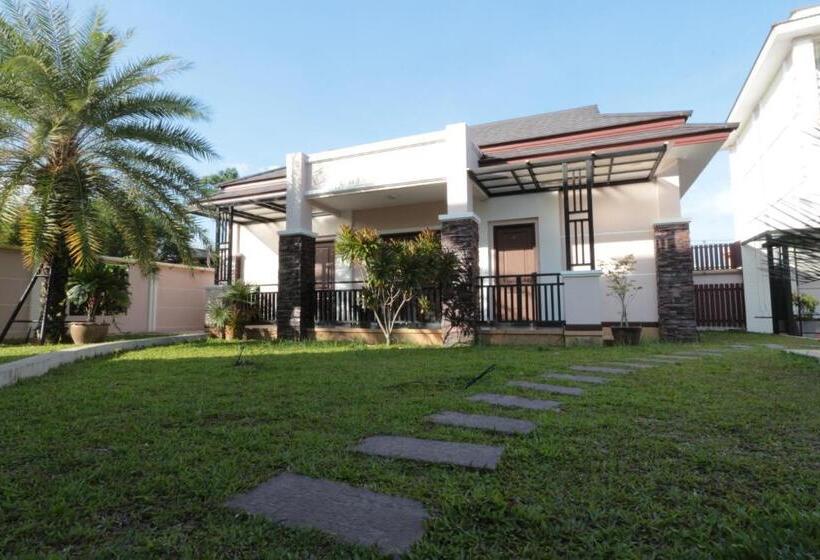 Отель Fortune Surin