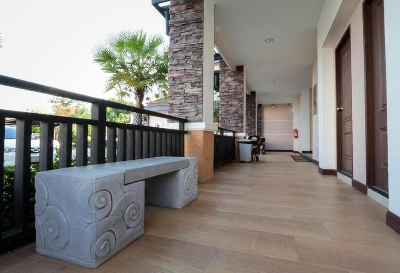 Отель Fortune Surin