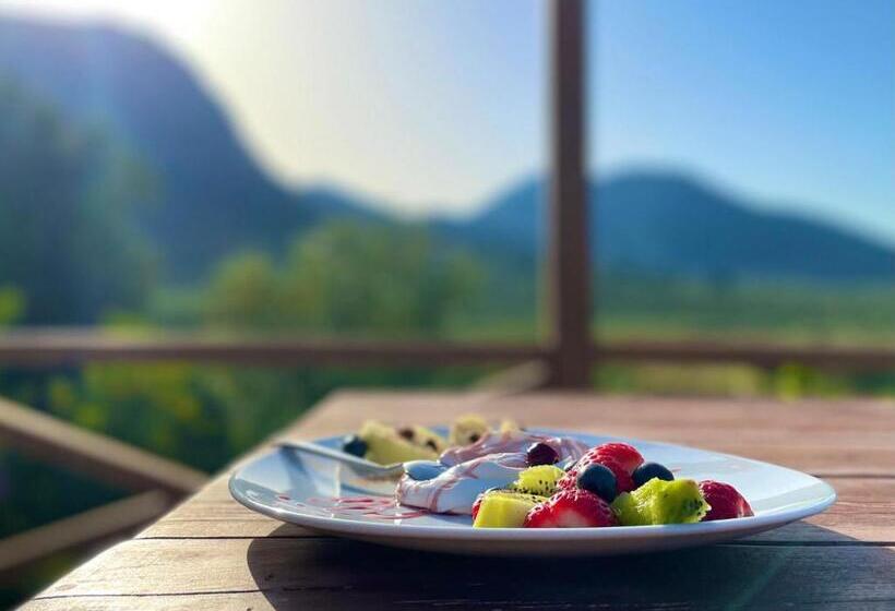 בית מלון כפרי La Petite Planete