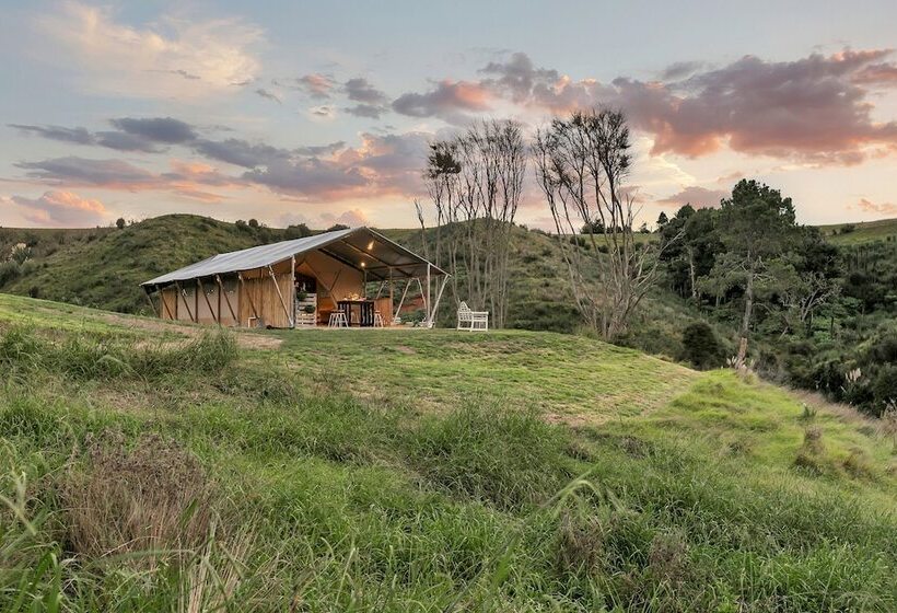 호텔 Luxury Under Canvas