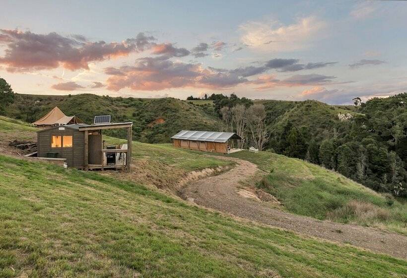 호텔 Luxury Under Canvas