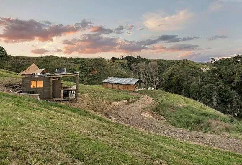 Hotelli Luxury Under Canvas