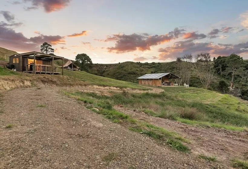 Hotelli Luxury Under Canvas